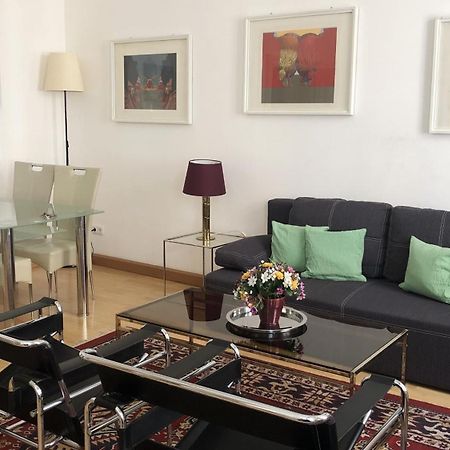 Quiet 2-Room Flat, Walking Distance To City Centre Vienna Esterno foto